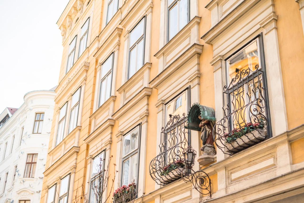 Luxury Suites Mariahilf Vienna Exterior photo
